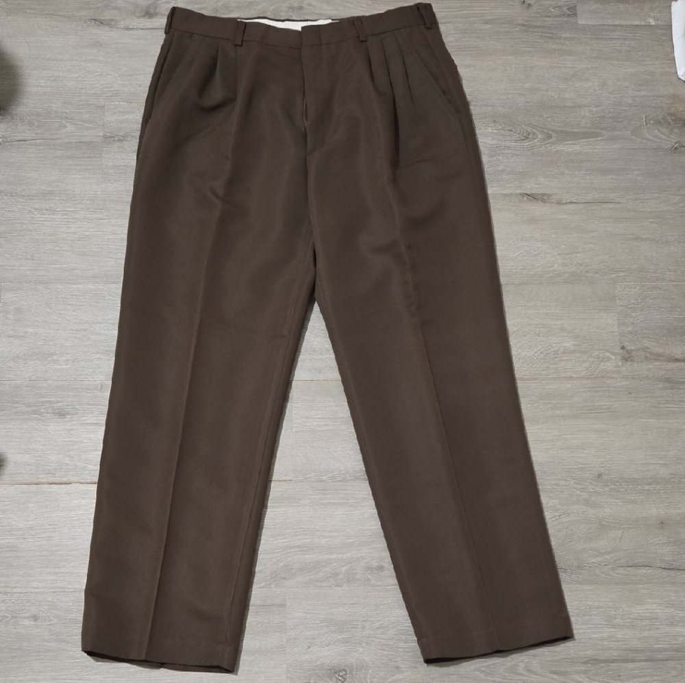 Haggar Men's Dark Brown Dress Pants